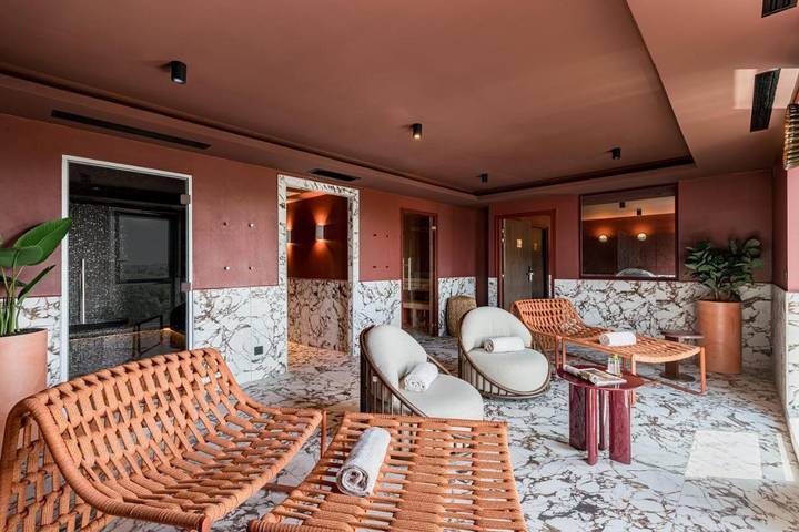 Hôtel pour 2 personnes, avec Jacuzzi ainsi que Terrasse et Sauna dans Parc de la Tête d'Or - 2