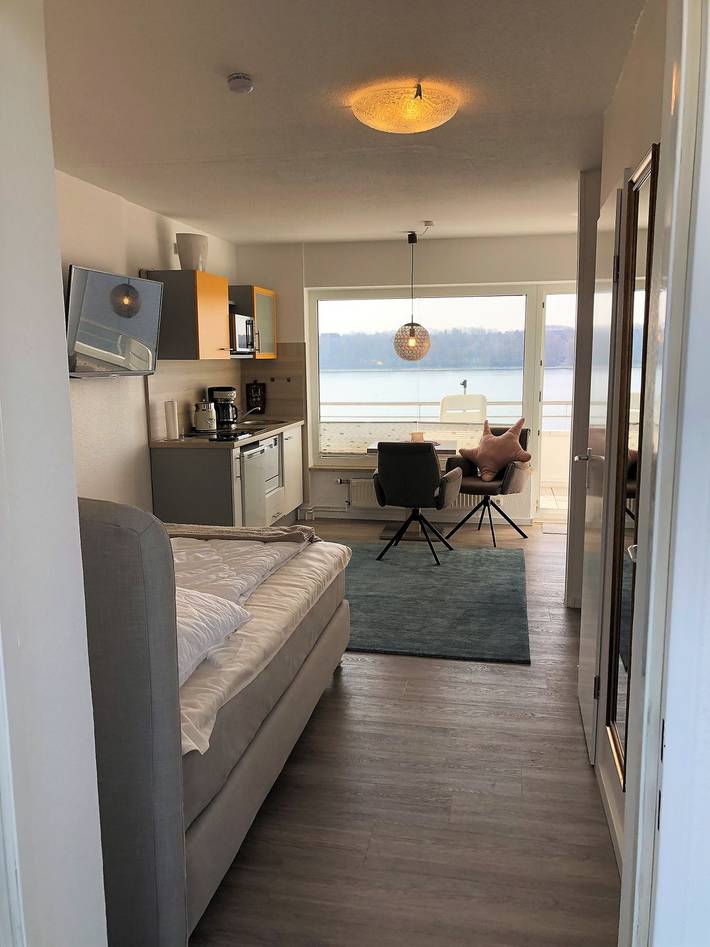 Ferienwohnung für 2 Personen, mit Balkon und Seeblick in Heiligenhafen - 2