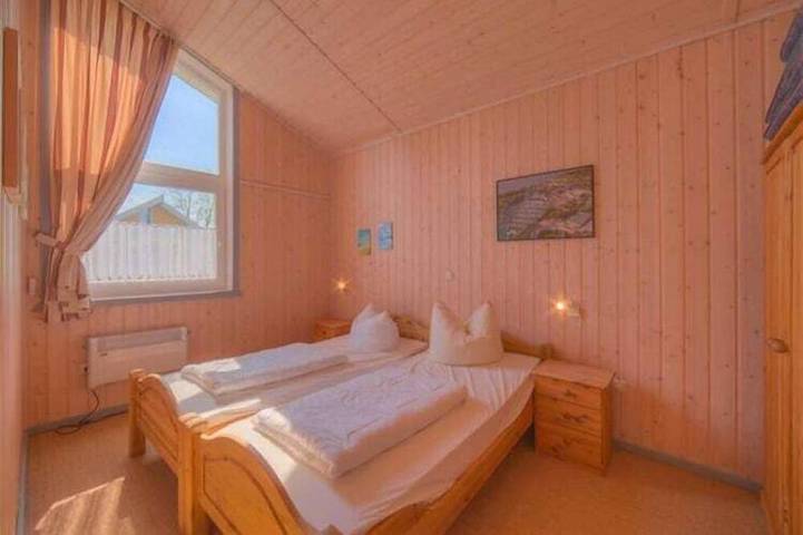Ferienpark für 3 Personen, mit Terrasse und Sauna in Rechlin - 2