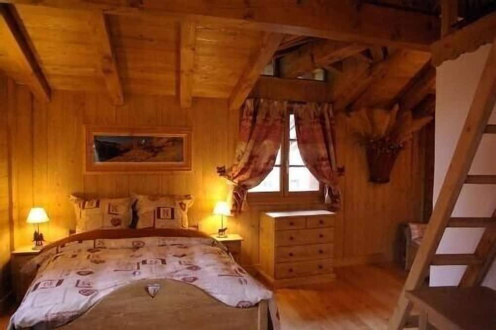 Petit chalet de charme en vieux bois ambiance montagnarde et chaleureuse garanti in Courchevel 1300 (Le Praz), Saint-Bon-Tarentaise