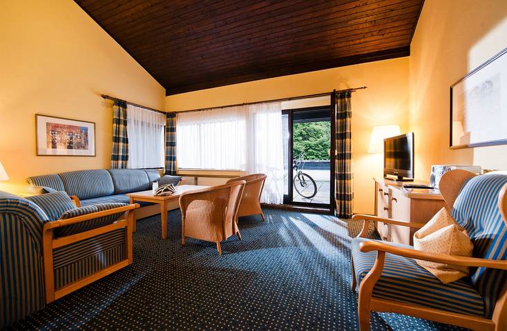 Ferienhaus für 7 Personen, mit Ausblick und Pool sowie Terrasse und Sauna, mit Haustier in Daun - 4