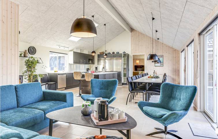 Ferienhaus für 24 Personen, mit Whirlpool und Pool sowie Sauna und Garten auf Møn - 4