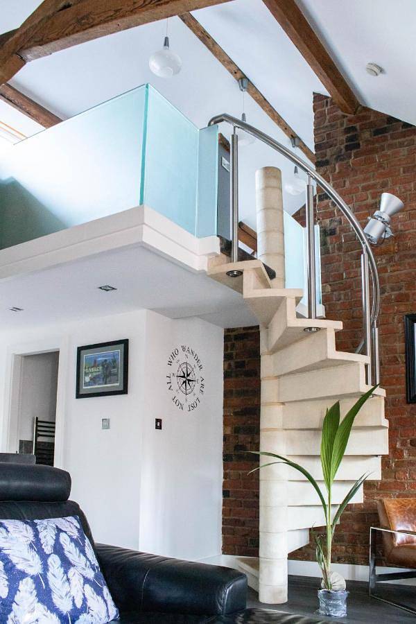 Apartment for 3 people, with Balcony and Terrace as well as View in Warrington