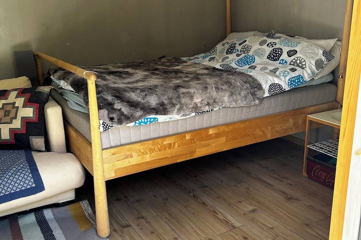 Cozy house with sea views, a spacious deck, and a beautiful garden in Nacka, Stockholmer Schärengarten