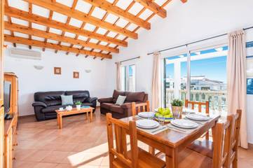 Villa in Alaior Municipality, Coast of Menorca für 6 