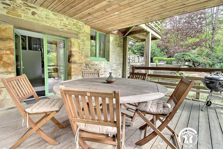 Gîte pour 4 personnes, avec Terrasse et Jardin ainsi que Piscine et Vue à Pluvigner - 2