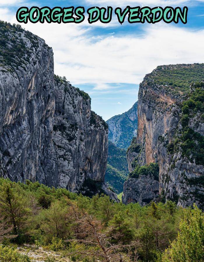Location de vacances pour 5 personnes, avec vue et jardin à La Palud-sur-Verdon - 2