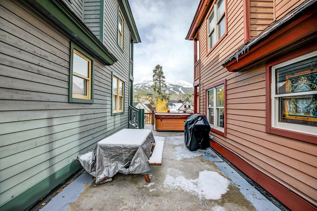 Ganze Wohnung, Wendall Square Downtown Townhome: Views w/ Hot Tub in Arapaho and Roosevelt National Forests