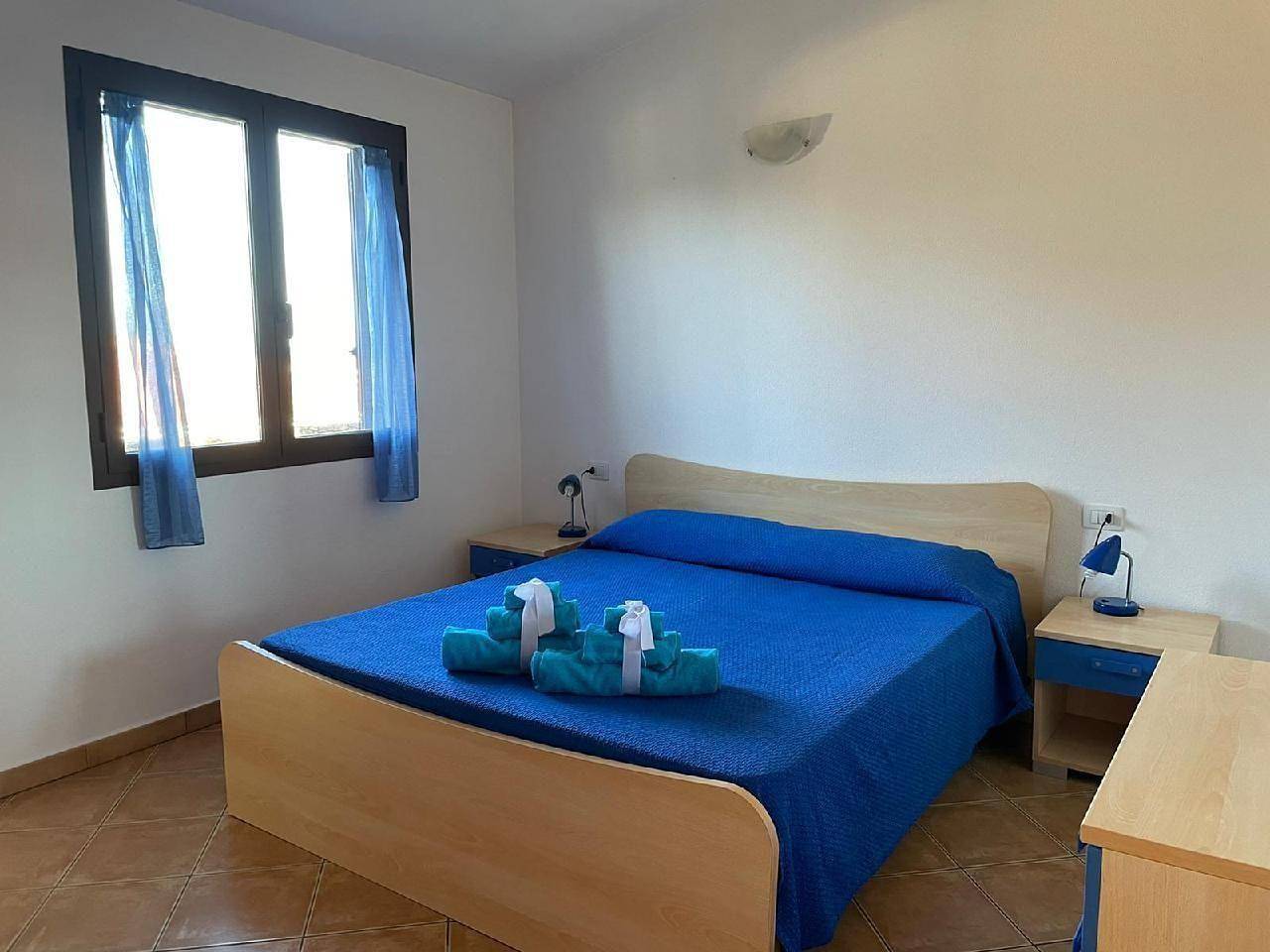 Ganze Ferienwohnung, Appartement in Budoni mit Großem Garten in Baia Sant'Anna, Olbia-Tempio