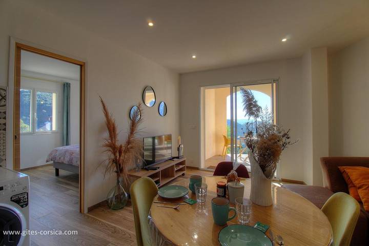Maison Piazza 2 in Sainte-Lucie-de-Tallano, Parc naturel régional de Corse