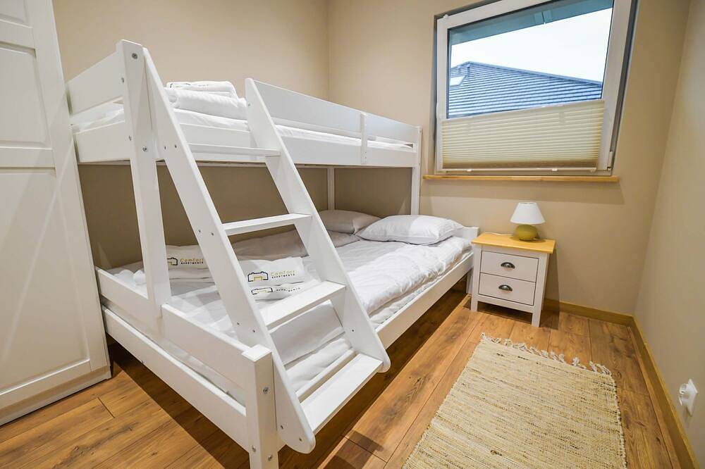 Ganze Wohnung, Relax and unwind in a cosy atmosphere with a unique view. in Oświęcim, Kleinpolen