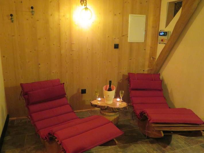 Location de vacances pour 3 personnes, avec sauna et vue ainsi que jardin et terrasse dans Colembert - 3