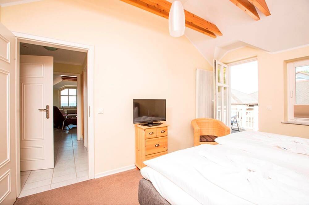 Villa Strandeck, Apt 7 - direkt am Strand, mit Ostseeblick - Whg. 7 in Ostseebad Binz, Binz