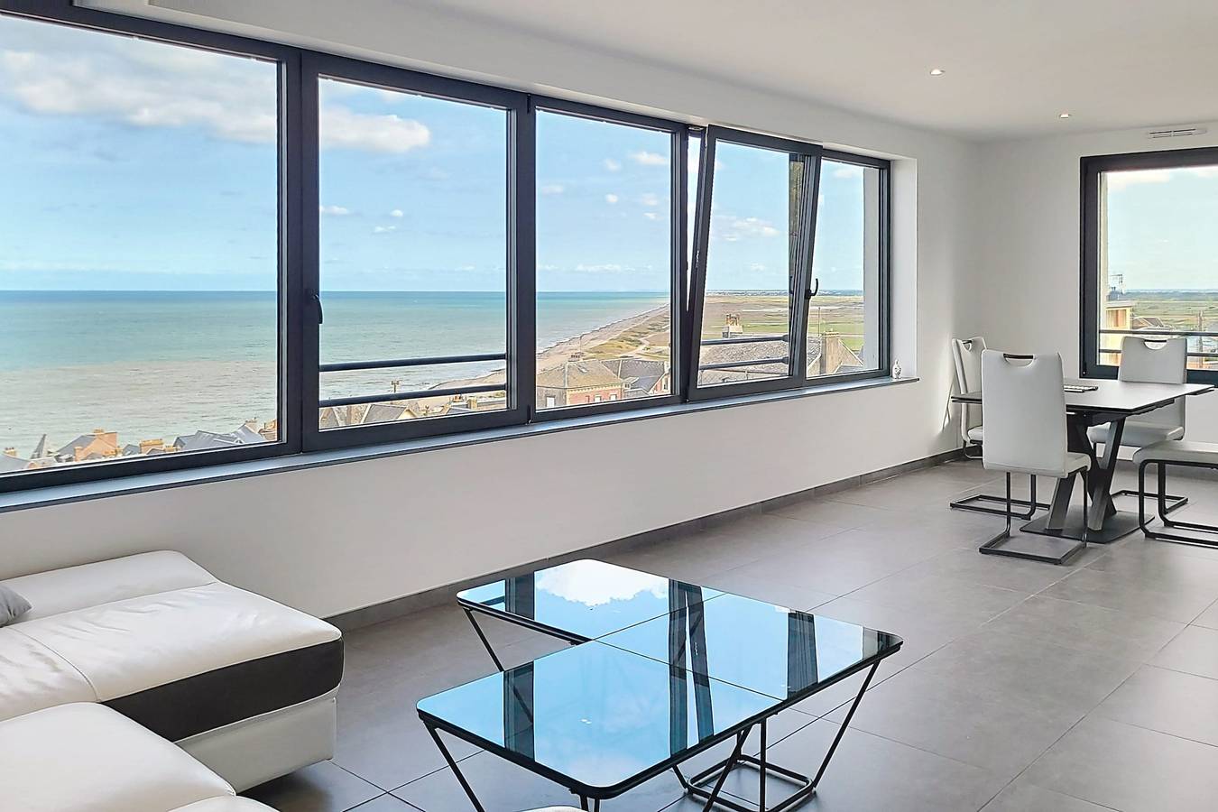 Ferienhaus für 4 Personen mit Terrasse in Ault, Abbeville und Umgebung