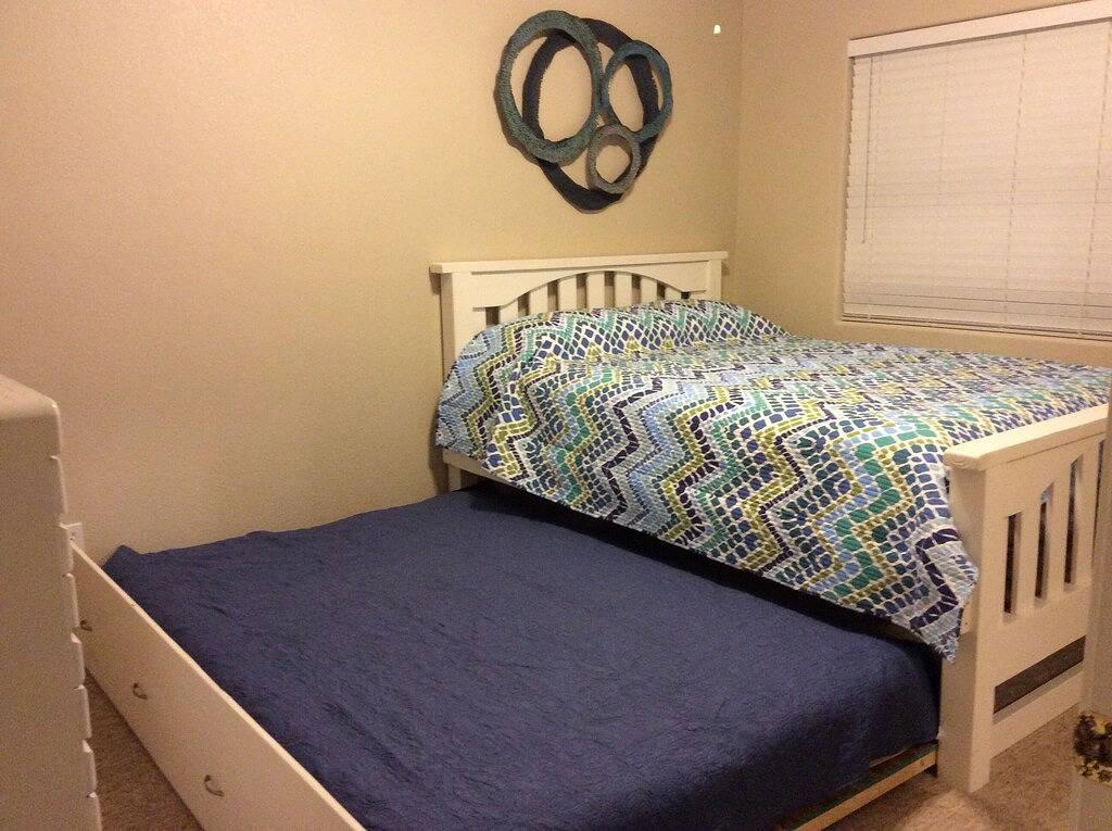 Schönes Haus - ideal für große Familien - Den ist 4. Schlafzimmer w / Etagenbetten in Lake Mohave, Bullhead City