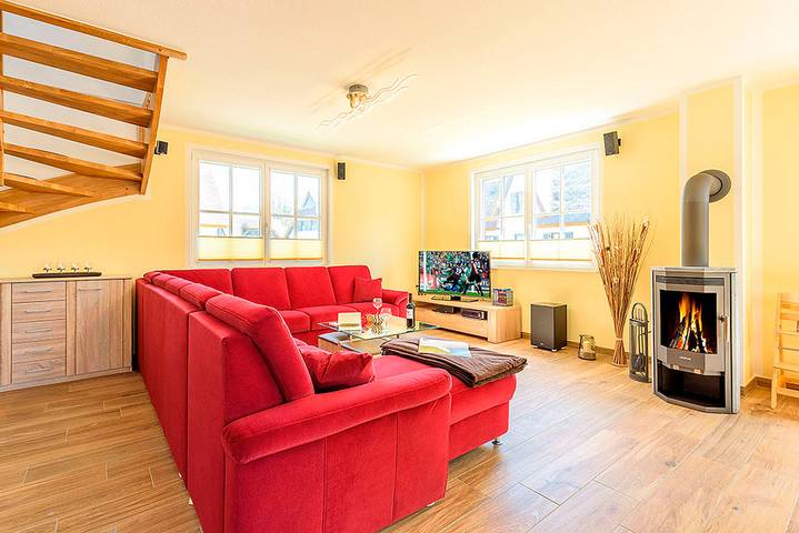 Ferienhaus für 8 Personen, mit Terrasse und Garten sowie Sauna in Glowe - 2