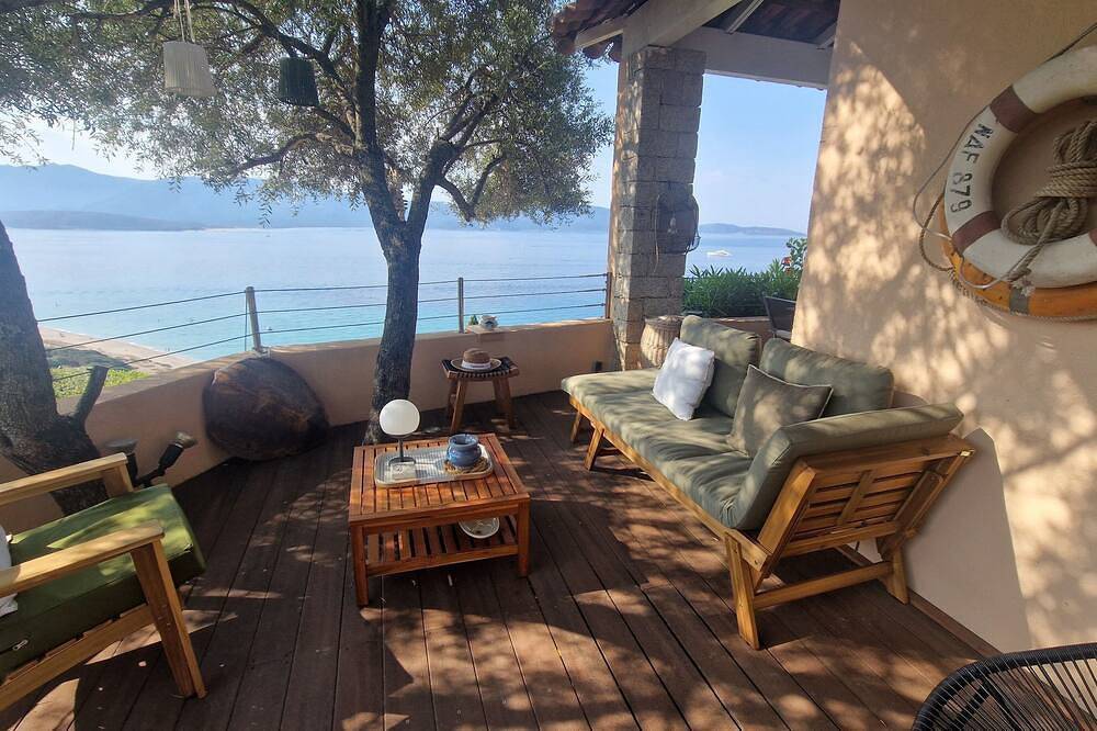 The Balconies Of Valinco La Vigie No. 5 in Cappiciolo, Olmeto