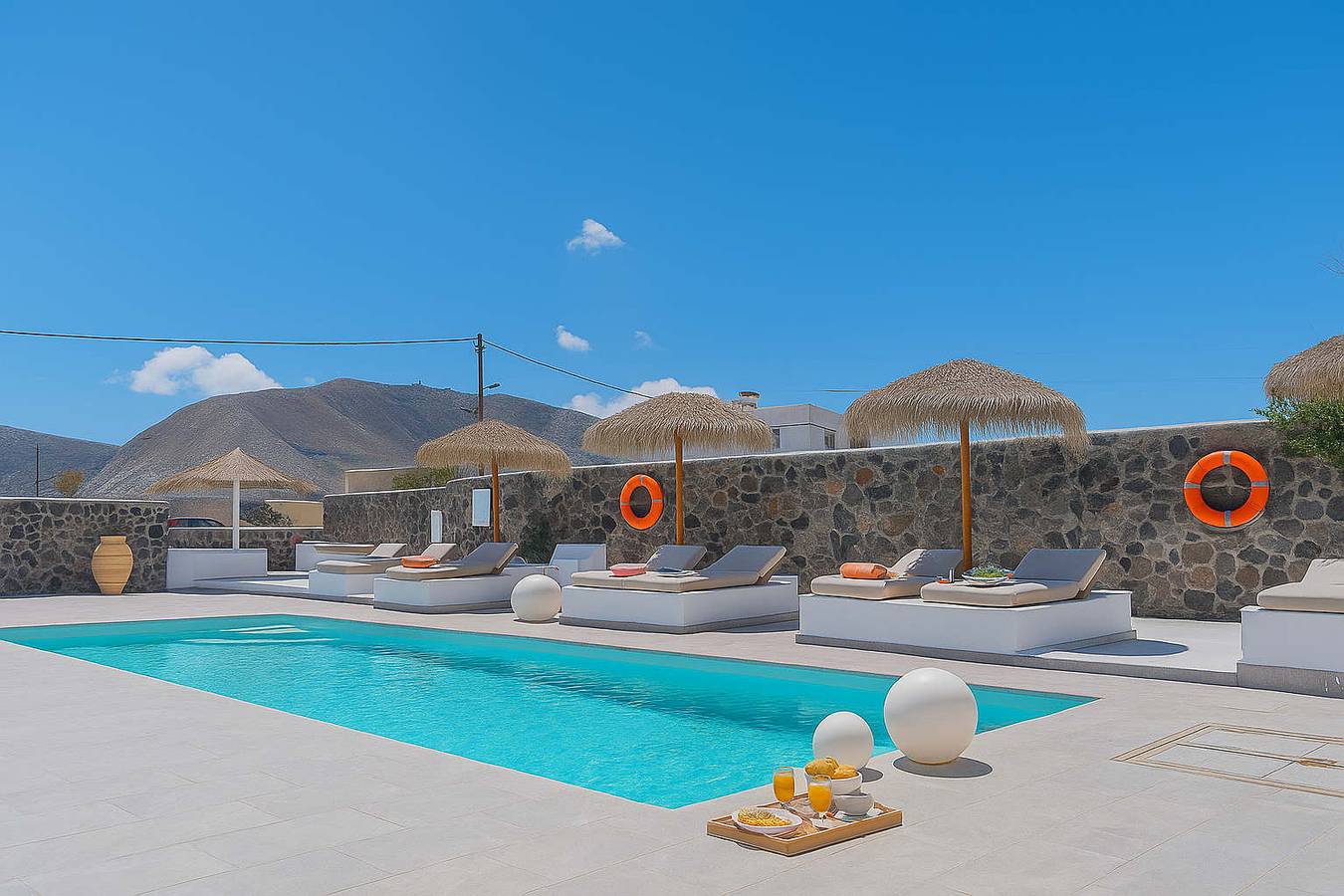 Hel studio-lejlighed, Studio for 3 personer med jacuzzi in Santorini