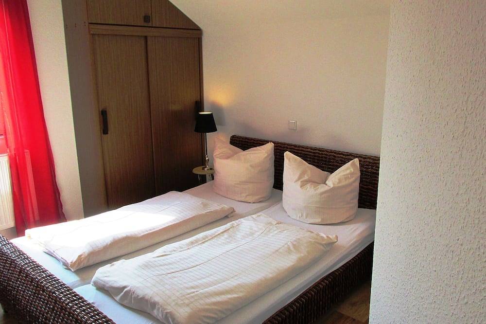 250 m vom Meer, familienfreundliches Ferienhaus, Haustiere erlaubt in Dorum-Neufeld, Dorum
