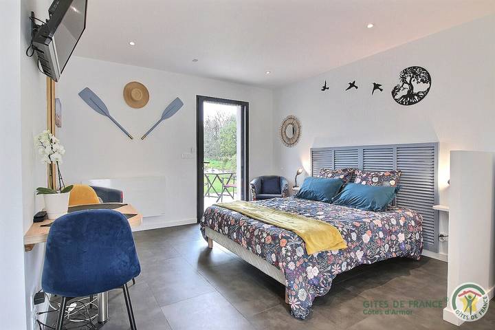 Chambre d’hôte pour 2 personnes, avec jardin, animaux acceptés