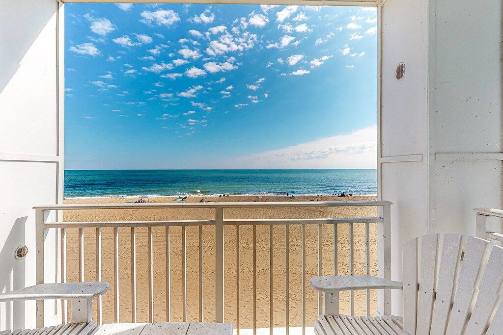 Vacation Apartment for 8 Guests in Sandbridge, Virginia