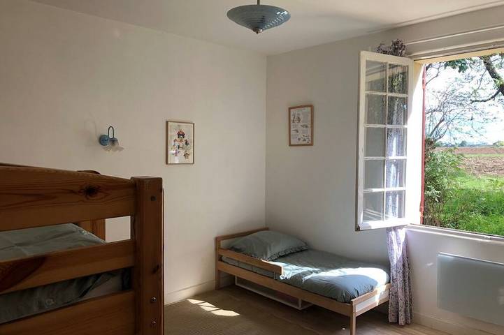 Location de vacances pour 7 personnes, avec jardin à Saint-Laurent-des-Vignes - 3