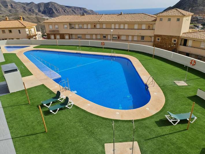 Appartement de vacances pour 4 personnes, avec vue et piscine ainsi que terrasse et bassin pour enfant, animaux acceptés - 1
