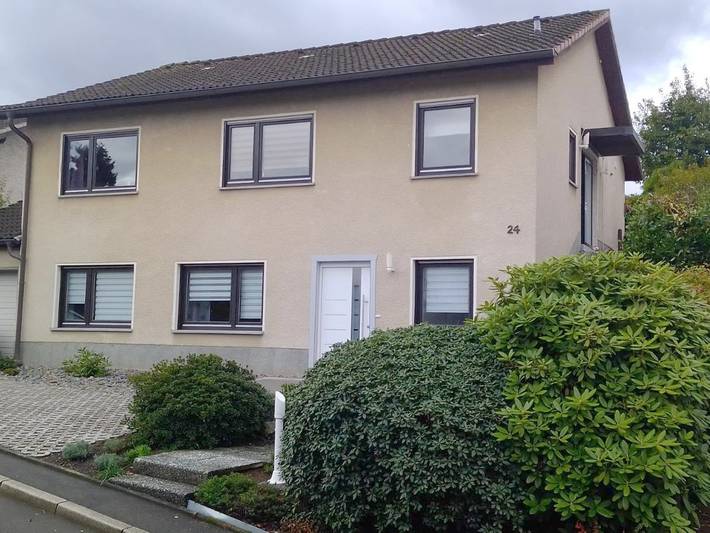 Ferienwohnung für 4 Personen, mit Terrasse und Garten sowie Ausblick in Wermelskirchen