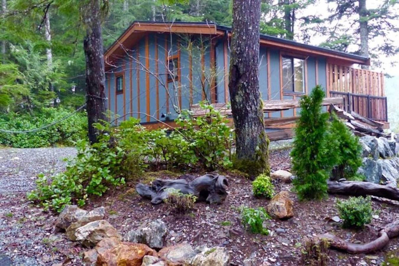 Appartamento intero, The Great Escape - Port Renfrew & Bunkhouse in Port Renfew, Isola di Vancouver
