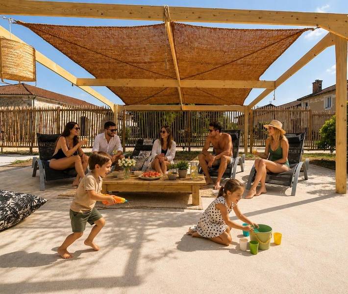 Maison de vacances pour 12 personnes, avec Balcon et Terrasse ainsi que Jardin et Piscine