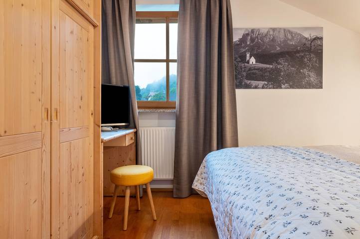 Hel studio-lejlighed, Studio Apartment 'Zunerhof  Fenn' with Mountain View, Shared Garden and Wi-Fi in Lengstein, Ritten