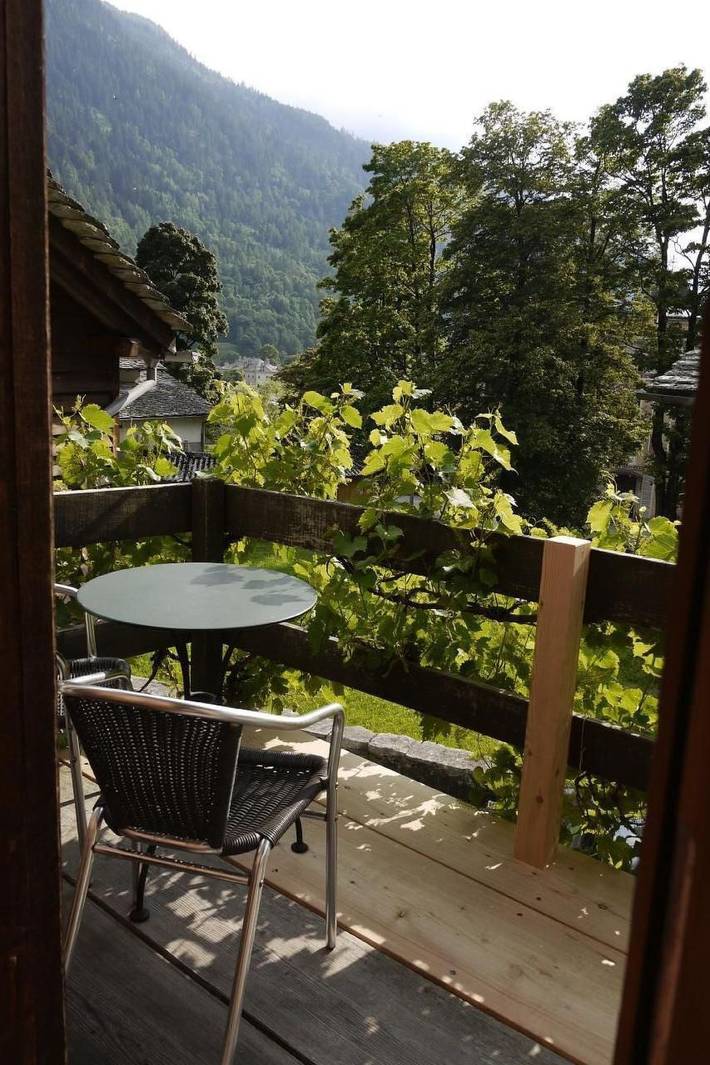 Ferienhaus für 3 Personen, mit Balkon und Terrasse sowie Garten und Ausblick in Bregaglia - 3