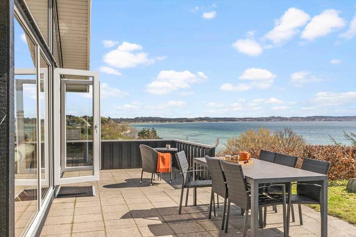 Ferienhaus für 13 Personen, mit Terrasse und Pool sowie Whirlpool und Sauna in Djursland - 4