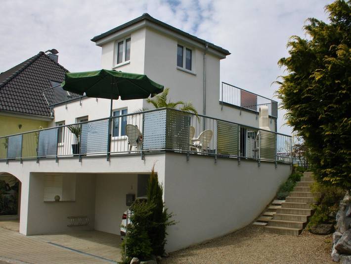 Ferienwohnung für 6 Personen, mit Balkon und Terrasse sowie Garten