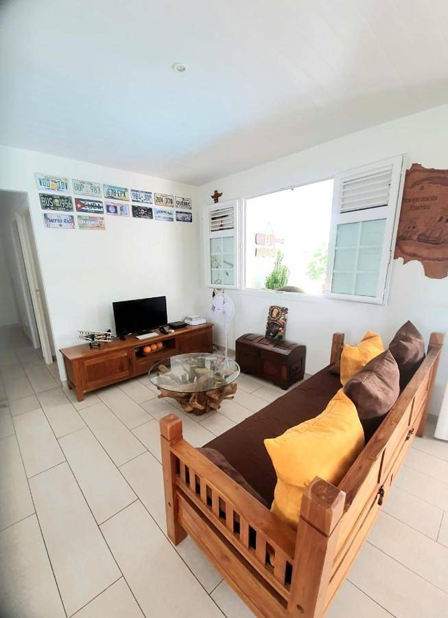 Villa pour 7 personnes, avec piscine et terrasse, animaux acceptés