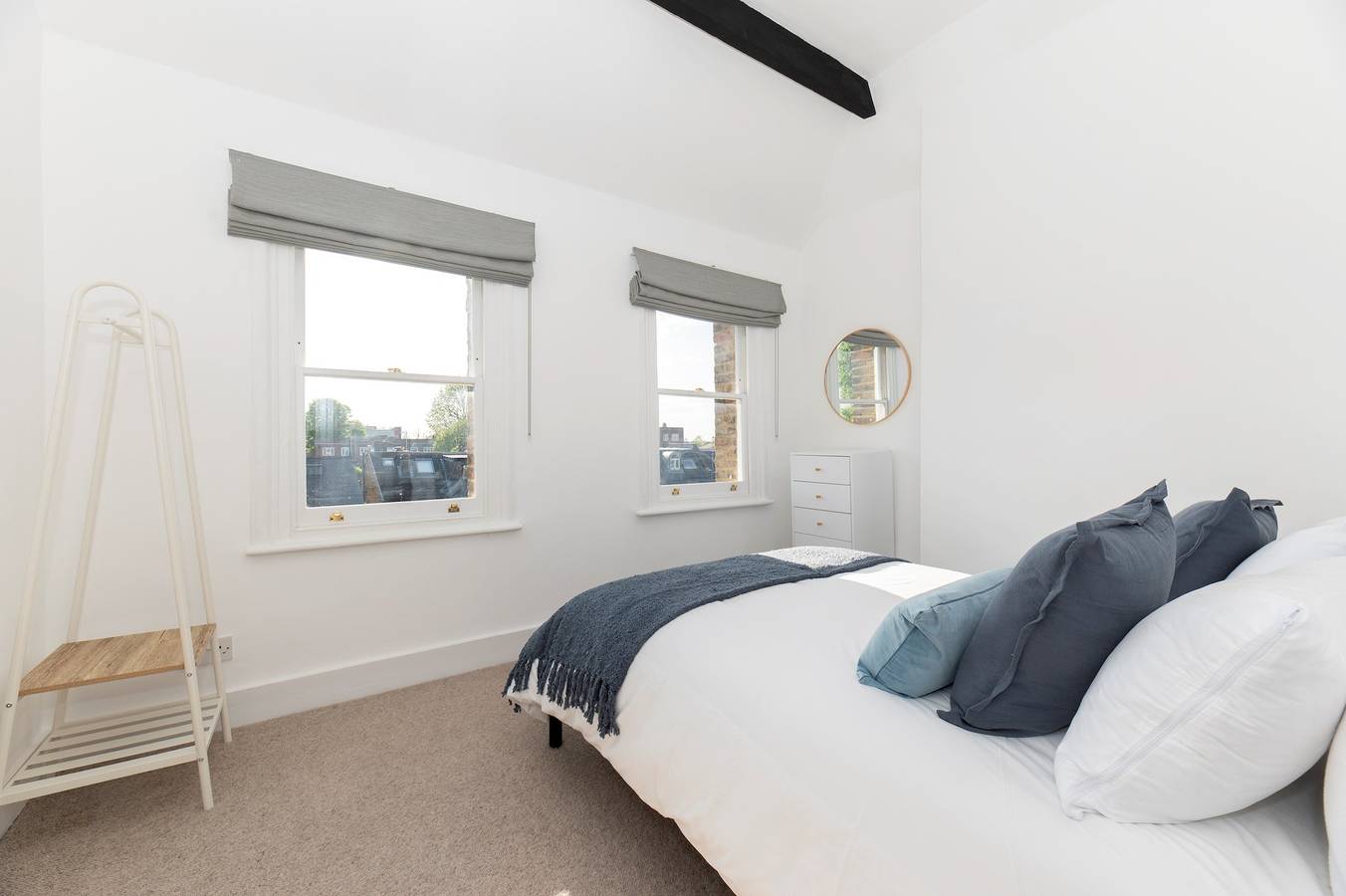 Entire apartment, Tranquil Twickenham Gem 3 mins to Station & Thames - Pass the Keys in Richmond upon Thames, London