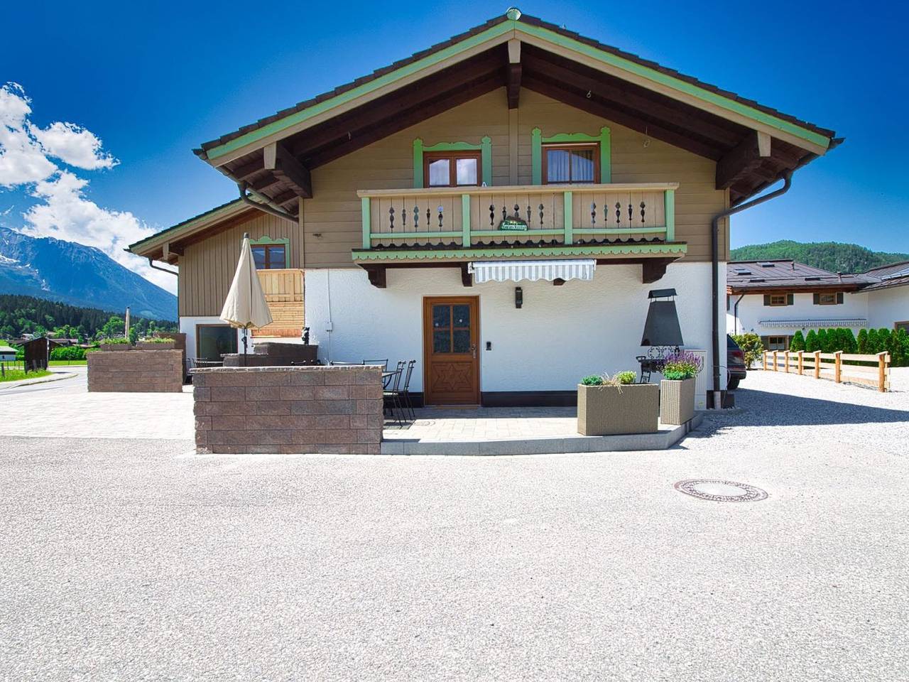Storchennest holiday home – Alpine idyll with mountain views in Schönau am Königssee in Schönau (Koenigssee), Berchtesgarden Alps