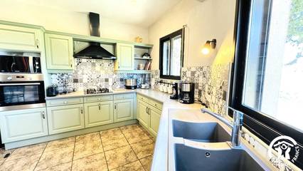 Gîte pour 10 Personnes dans Jonquières (Languedoc-Roussillon), Région de Narbonne, Photo 2