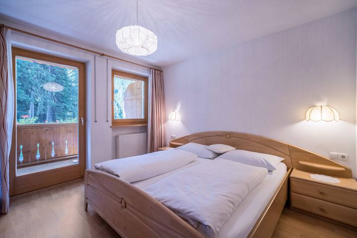 Entire apartment, Vacation Home "Maria Arnika" with Balcony, Garden, Terrace & Sauna in Capanne di Fuori, Moos in Passeier
