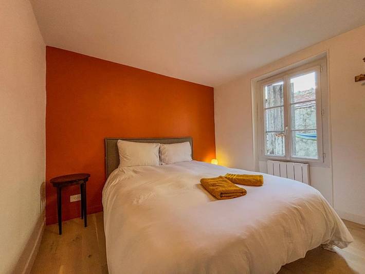 Gîte pour 15 personnes, avec jardin ainsi que jacuzzi et sauna, animaux acceptés à Nogent-le-Rotrou - 2