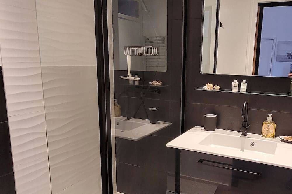 Ganze Wohnung, Studio au Calme en Hypercentre in La Rochelle, La Rochelle und Umgebung