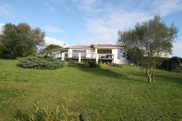 Gîte pour 4 personnes, avec jardin et balcon à Meschers-sur-Gironde