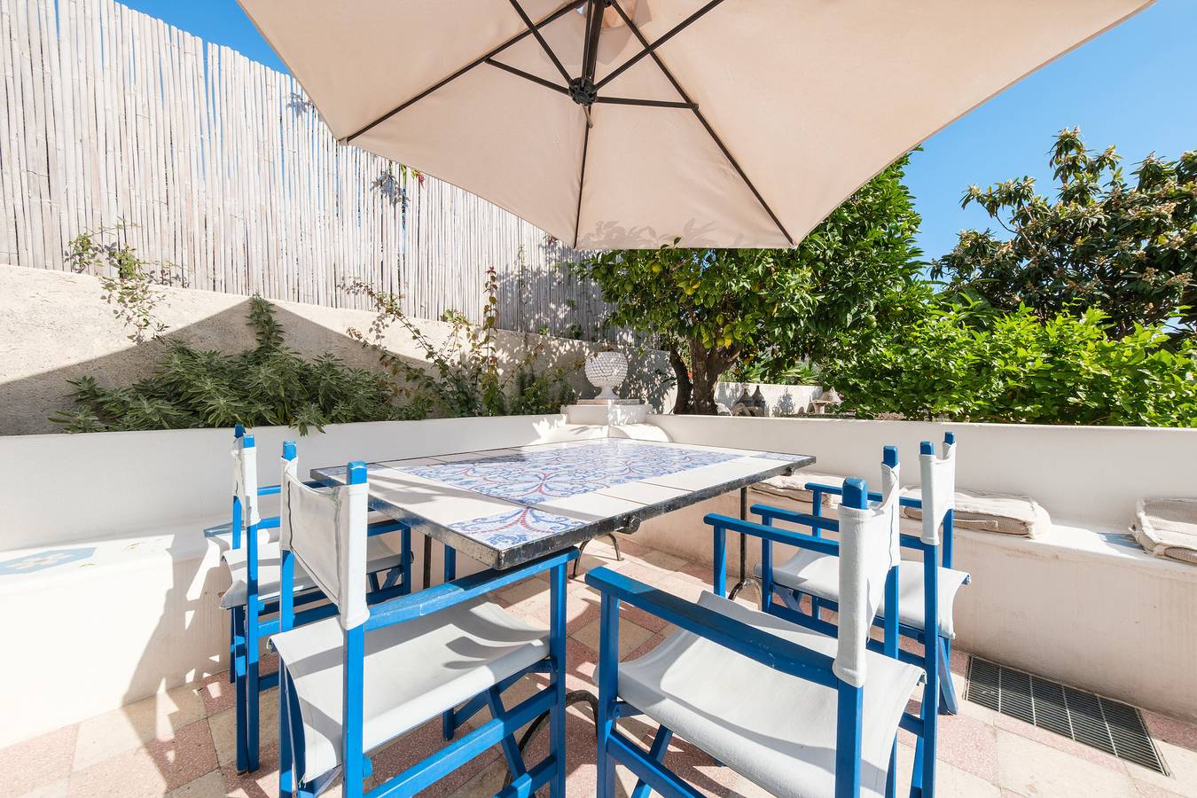Villa 'La Casa Bianca' mit privater Terrasse, Wlan und Klimaanlage in Lipari