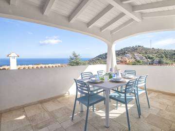 Ferienhaus für 7 Personen, mit Garten und Terrasse sowie Pool in Budoni