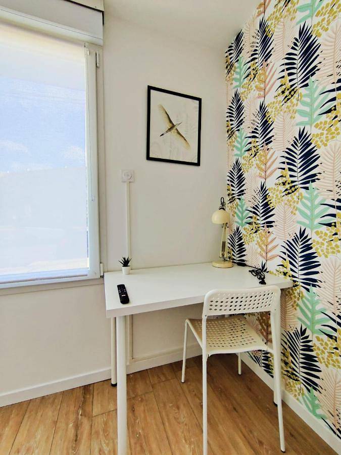 Double Room with Private Bathroom in Brest, Région de Brest