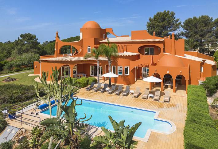 Villa para 10 pessoas, com Varanda e Terraço e ainda Jardim em Caramujeira