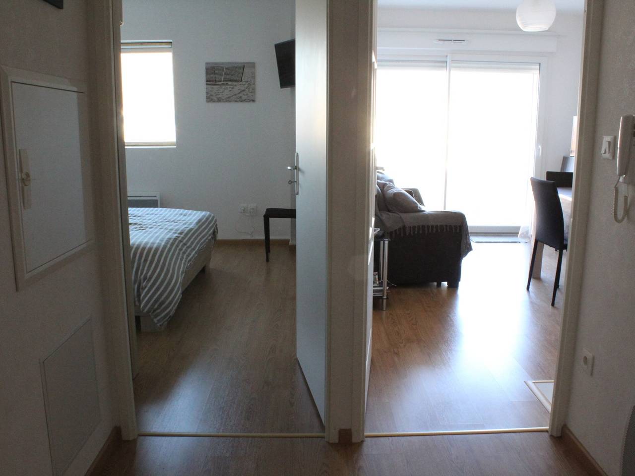 Entire apartment, Just steps from the beach, T2 cabin apartment in Fort-Mahon-Plage with parking in Fort-Mahon-Plage, Abbeville region