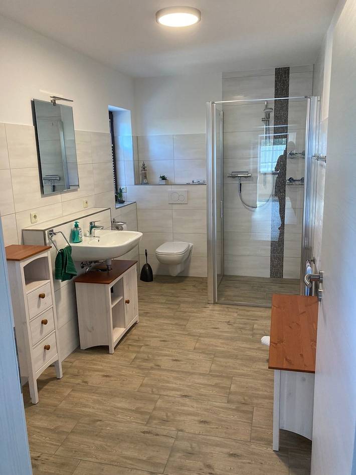 Hütte für 6 Personen, mit Terrasse in Mecklenburgische Seenplatte - 4