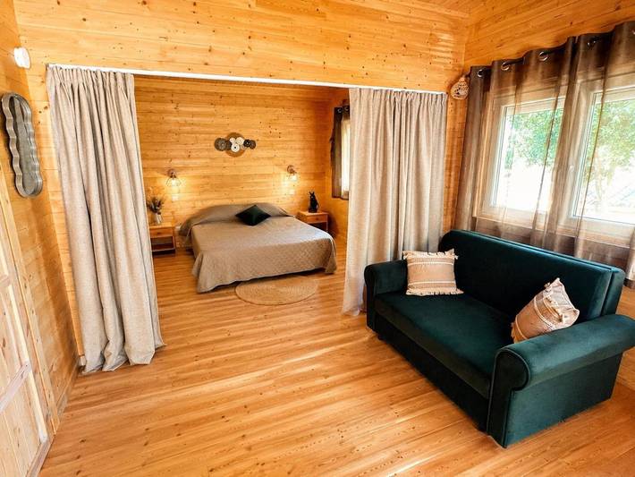 Gîte pour 3 personnes, avec vue et jardin à Boutenac
