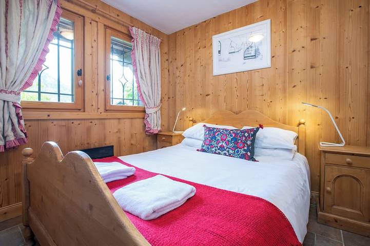 Sci in sci fuori chalet. Ottima posizione sul Pleney. 5 camere da letto per 10 persone. in Morzine, Les Portes du Soleil